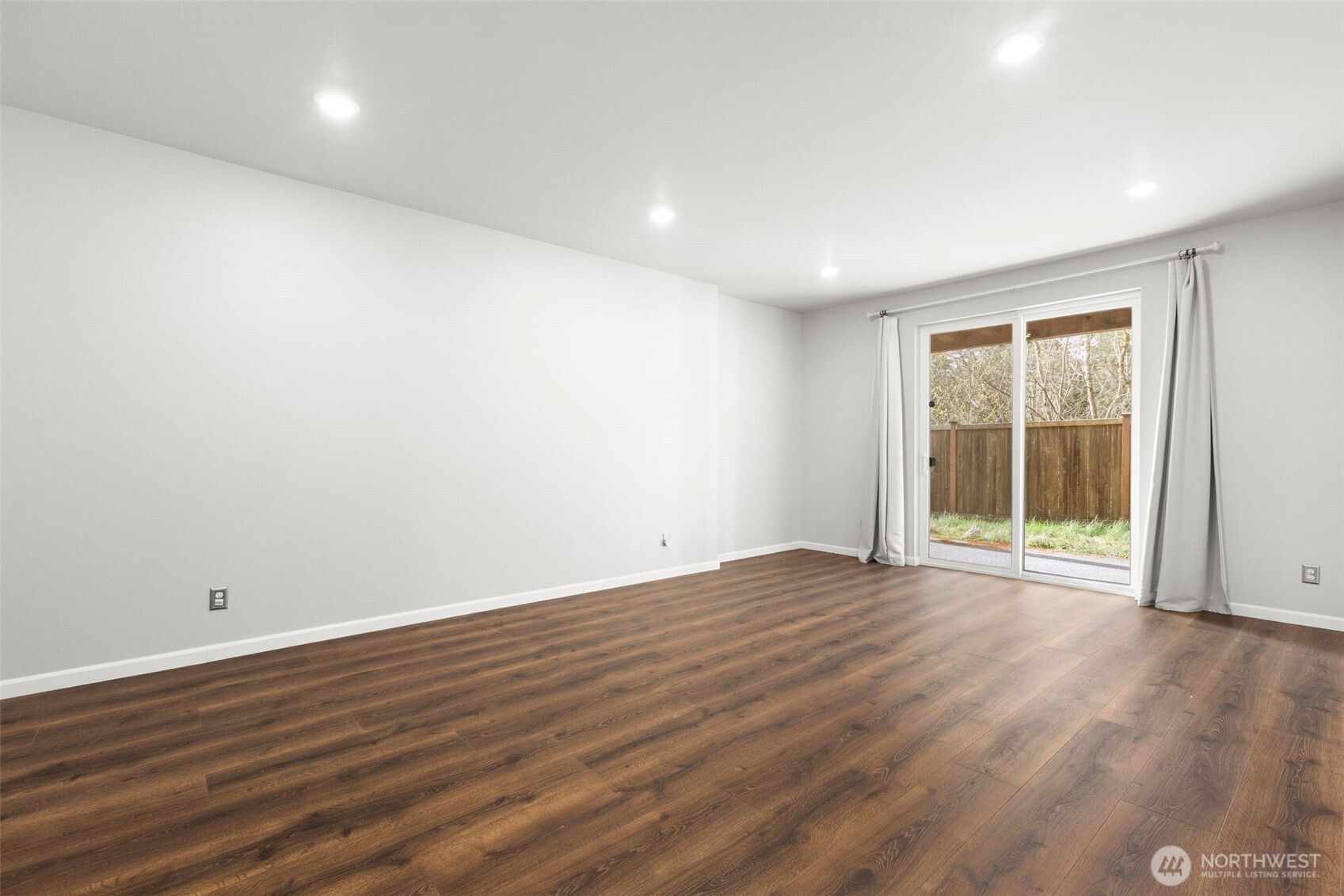 5046 Mariner Street , Gig Harbor, WA 98332-5503