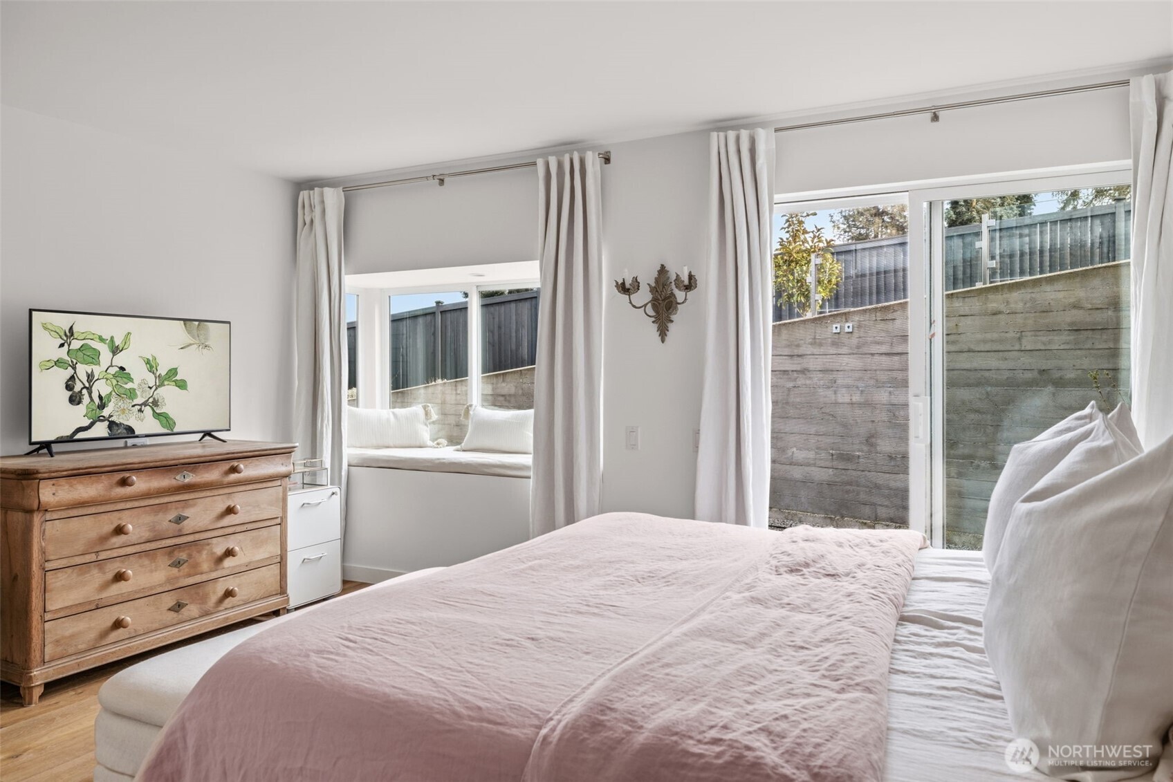19523 SE 51st Street , Issaquah, WA 98027