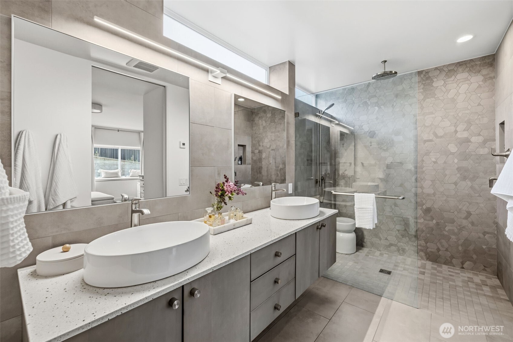 19523 SE 51st Street , Issaquah, WA 98027