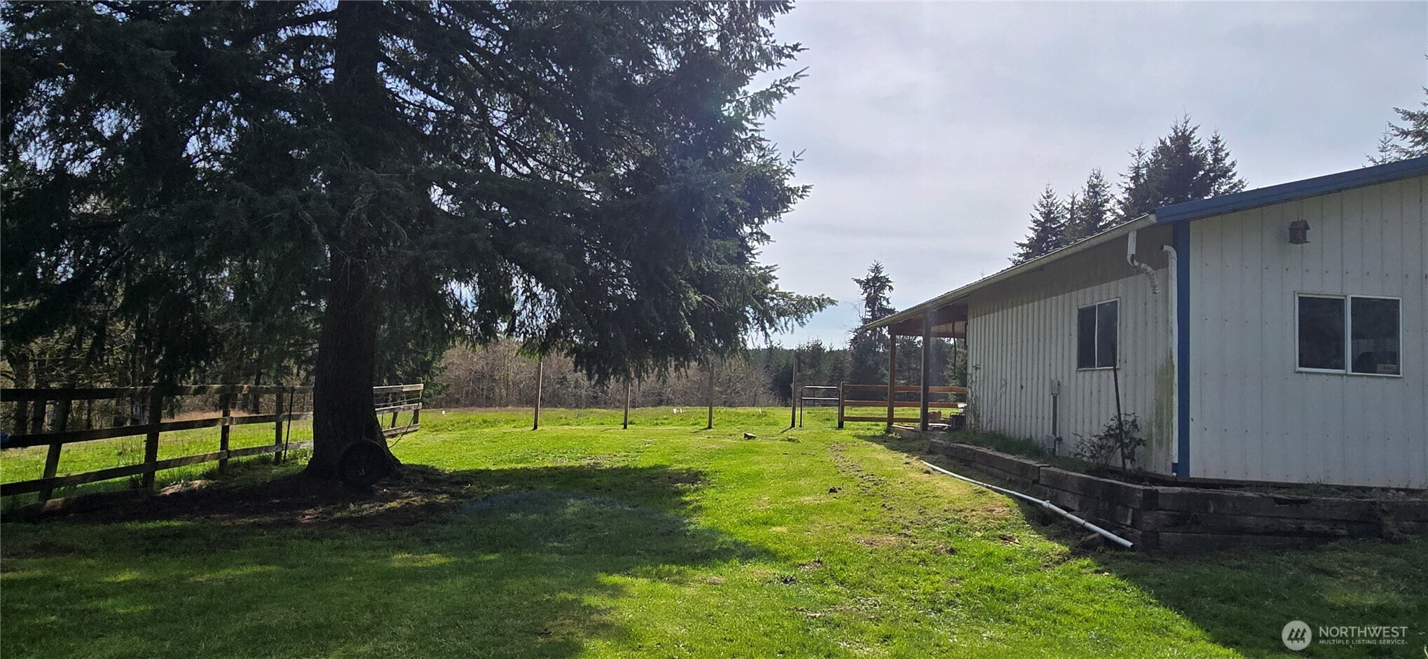 123 Barton Road , Rochester, WA 98579