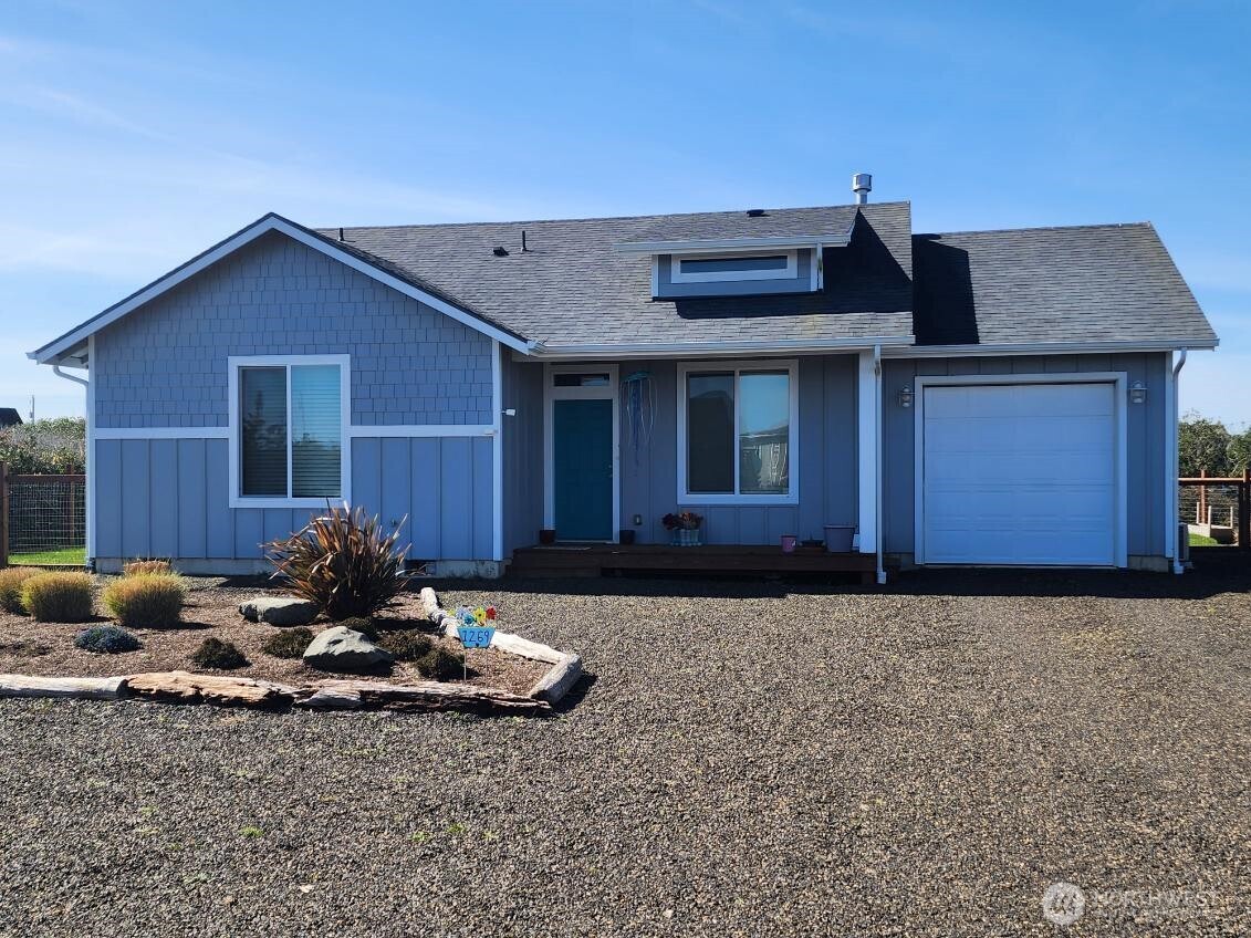 1269 Storm King Avenue SW, Ocean Shores, WA 98569