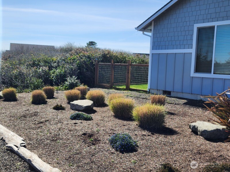 1269 Storm King Avenue SW, Ocean Shores, WA 98569