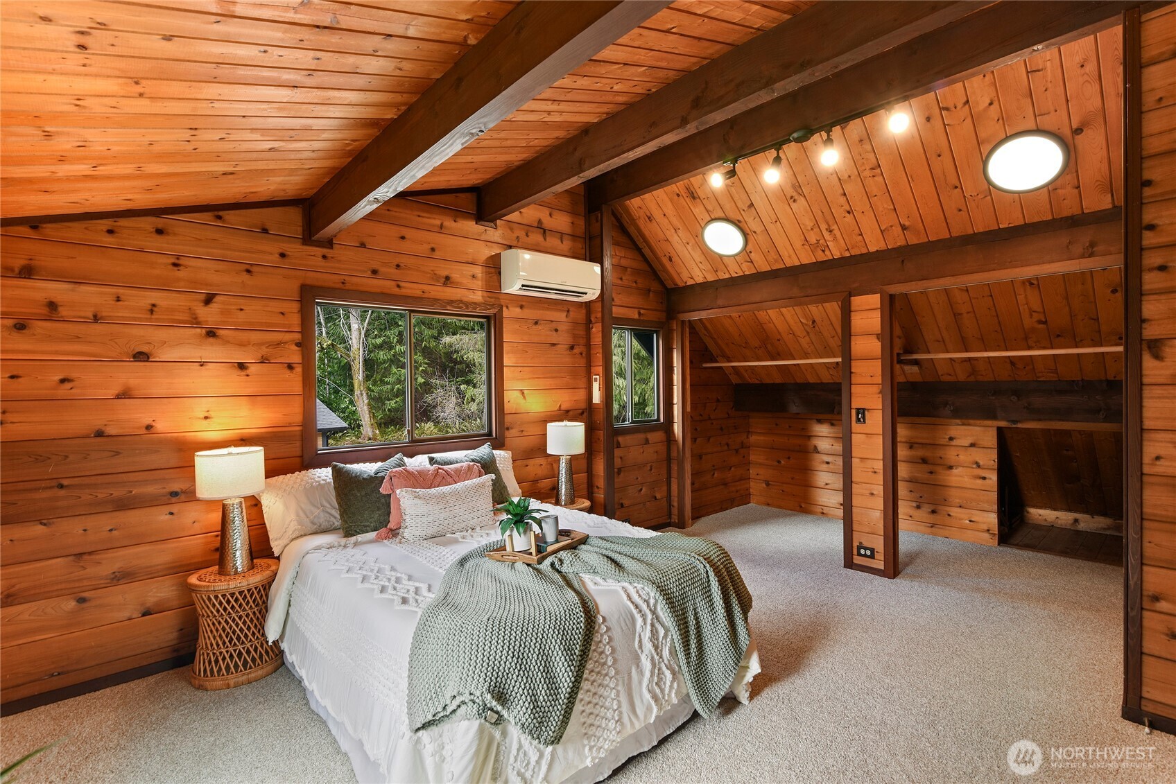 34266 Pilot Point Road NE, Kingston, WA 98346