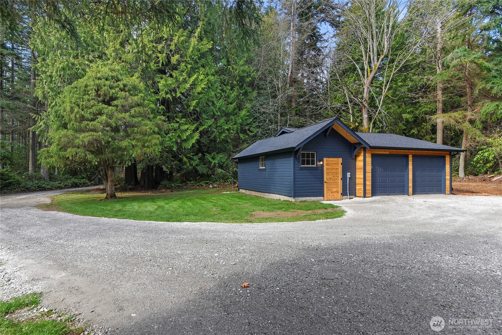 34266 Pilot Point Road NE, Kingston, WA 98346