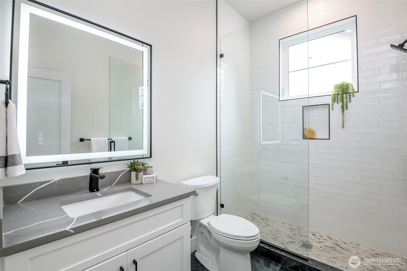 12648 NE 80th Street , Kirkland, WA 98033