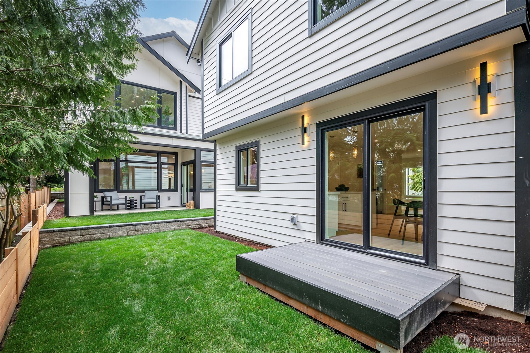 12648 NE 80th Street , Kirkland, WA 98033