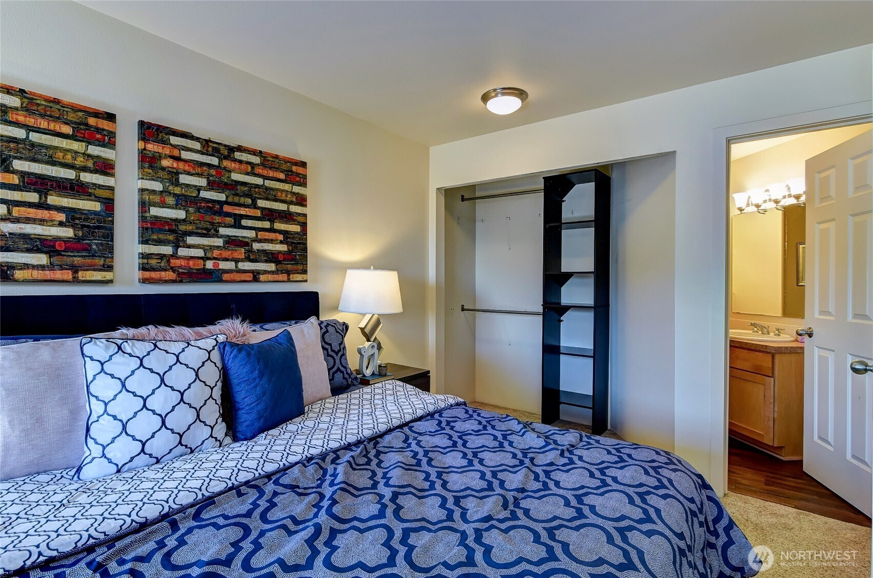 2324 W Newton Street #302, Seattle, WA 98119