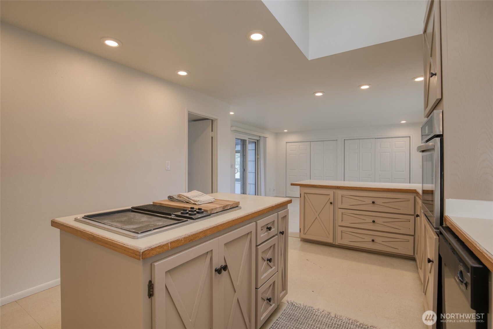 411 W 4th Street , Aberdeen, WA 98520