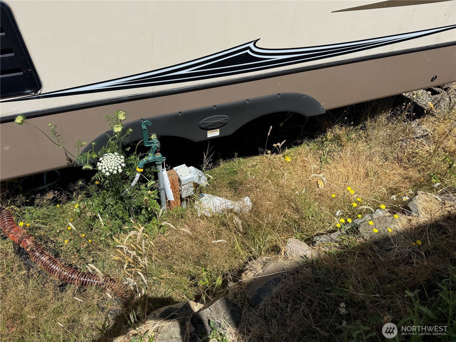 111 W wildwood Lane , Brinnon, WA 98320-9706