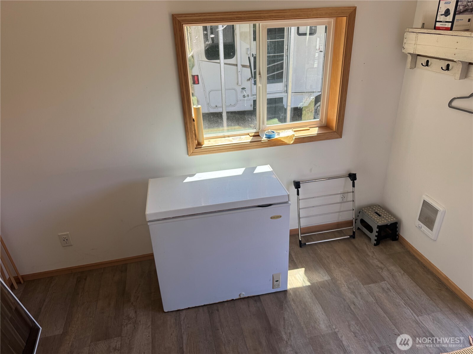 111 W wildwood Lane , Brinnon, WA 98320-9706