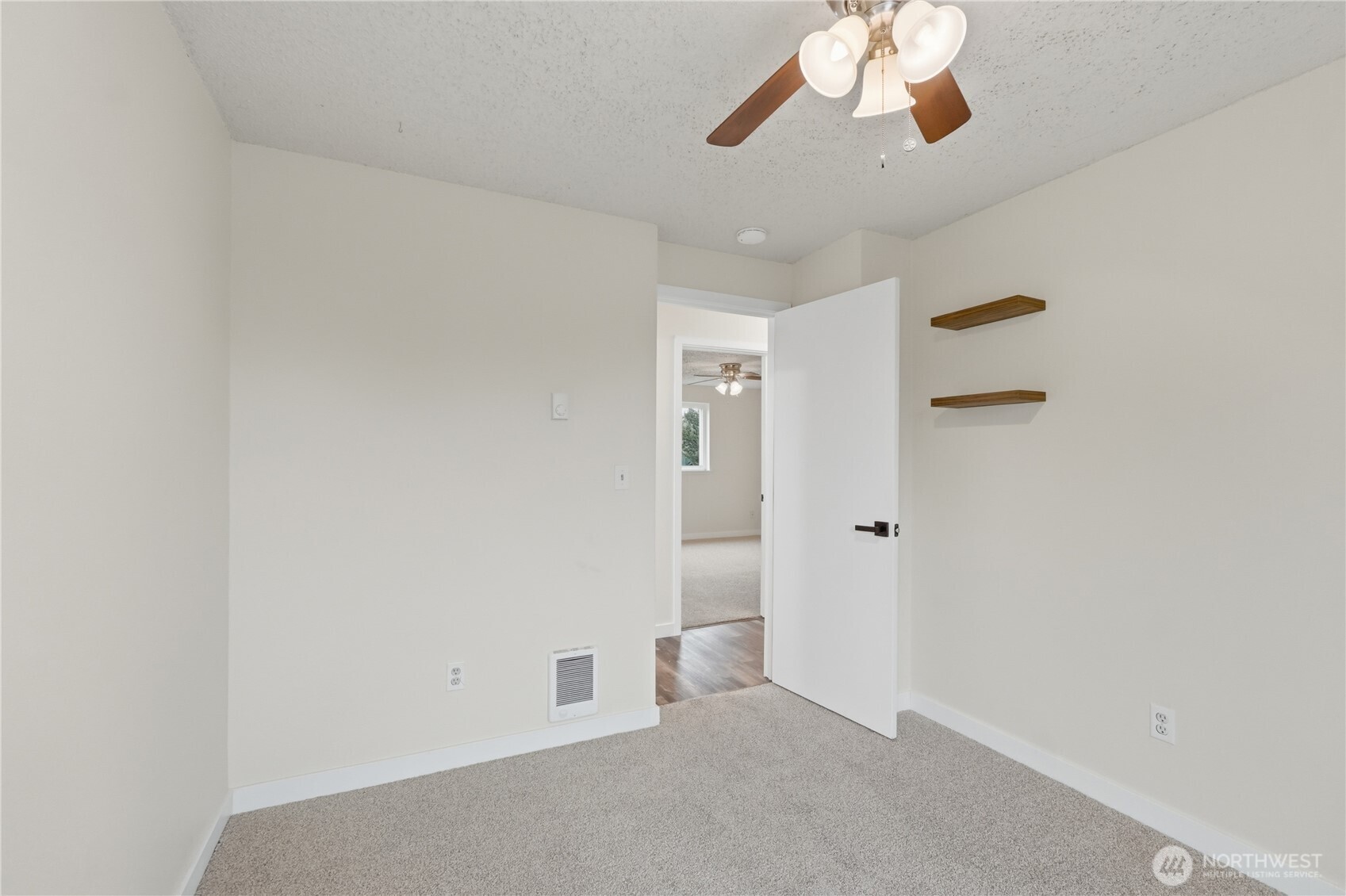 21717 50th Avenue E, Spanaway, WA 98387