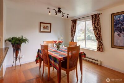 11424 SE 257th Place #F108, Kent, WA 98030