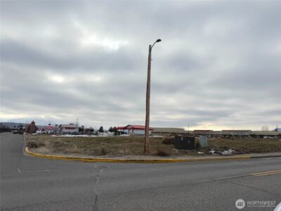 8 Omache Drive , Omak, WA 98841