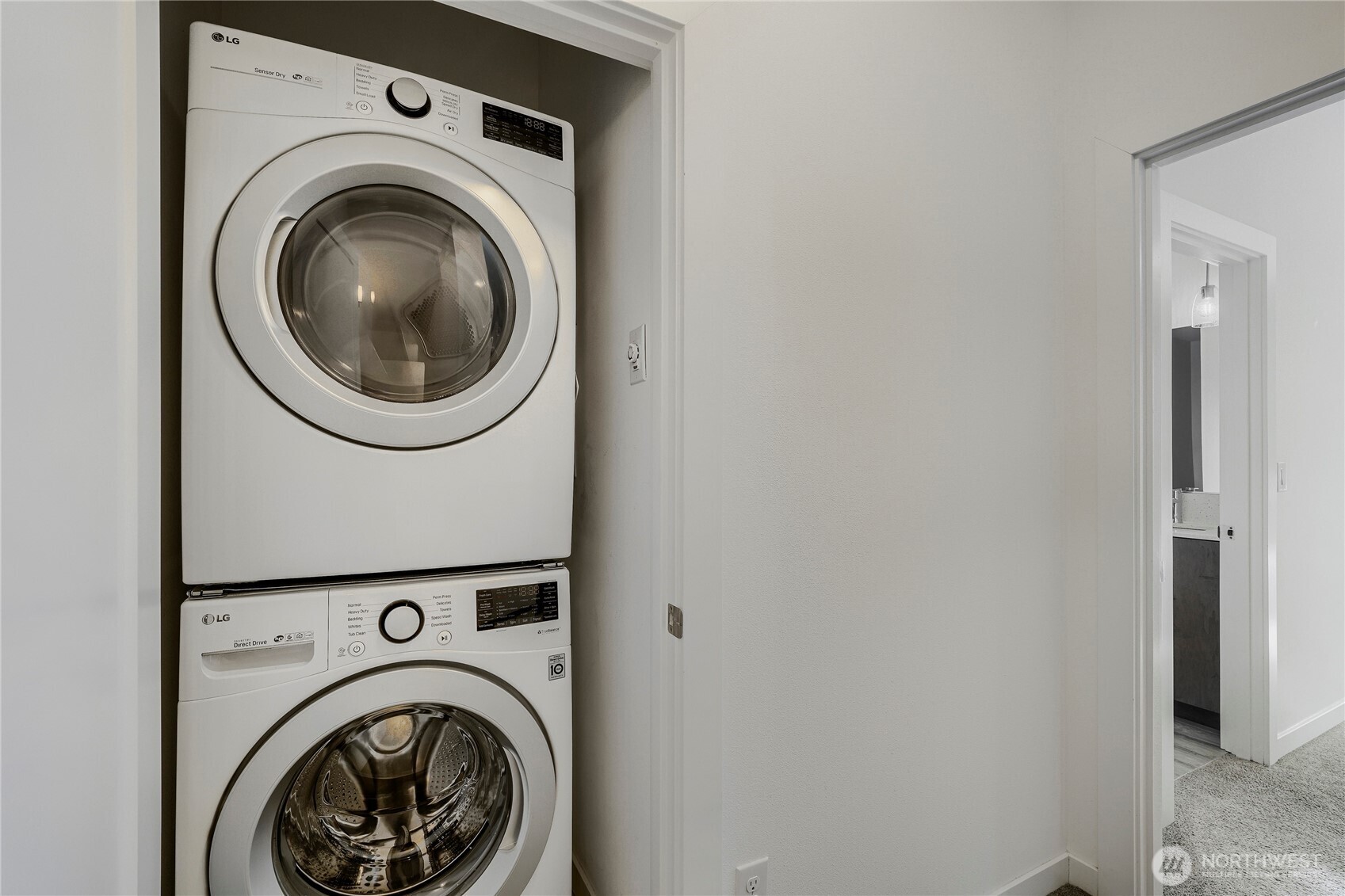 3070 SW Avalon Way #G, Seattle, WA 98126-5109