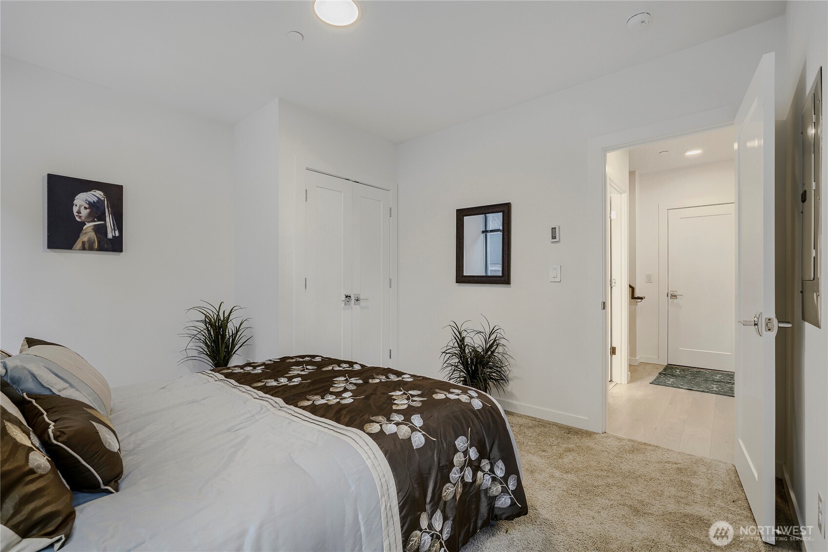 3070 SW Avalon Way #G, Seattle, WA 98126-5109