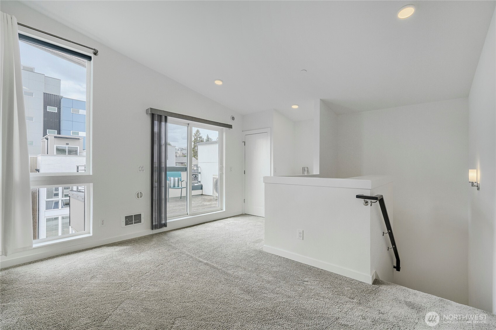 3070 SW Avalon Way #G, Seattle, WA 98126-5109