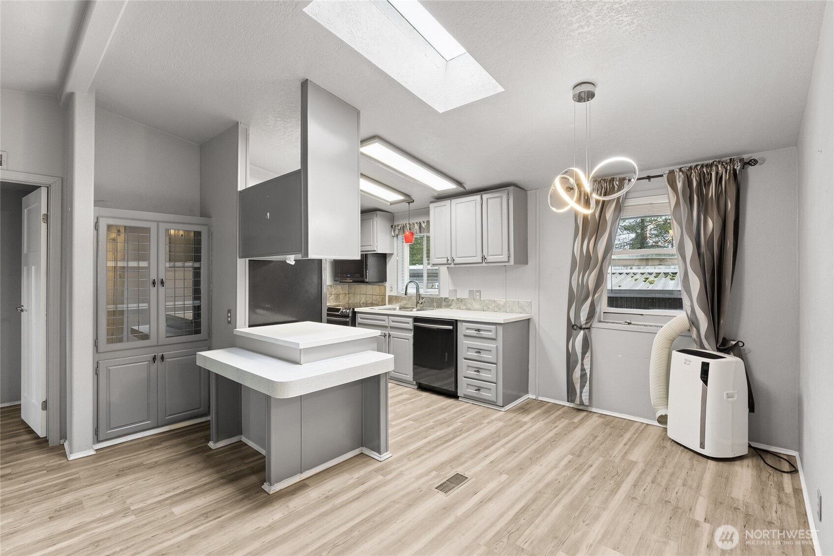 1111 Archwood Drive SW #382, Olympia, WA 98502