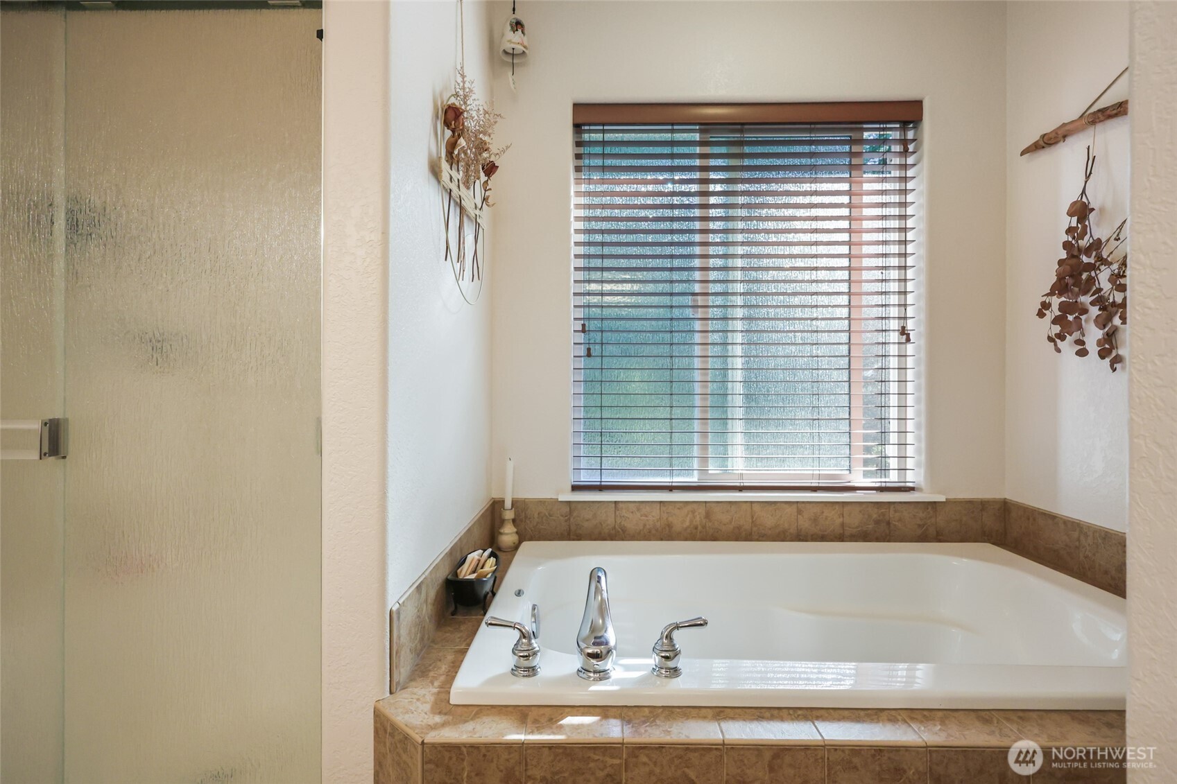 2433 55th Avenue SE, Olympia, WA 98501