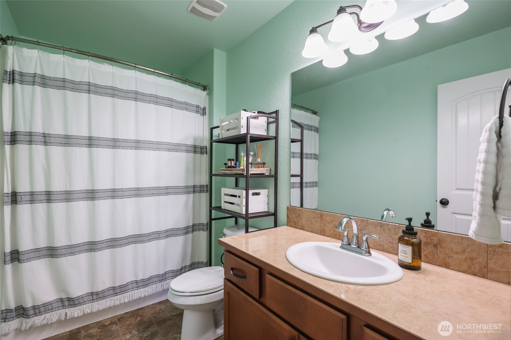 2433 55th Avenue SE, Olympia, WA 98501