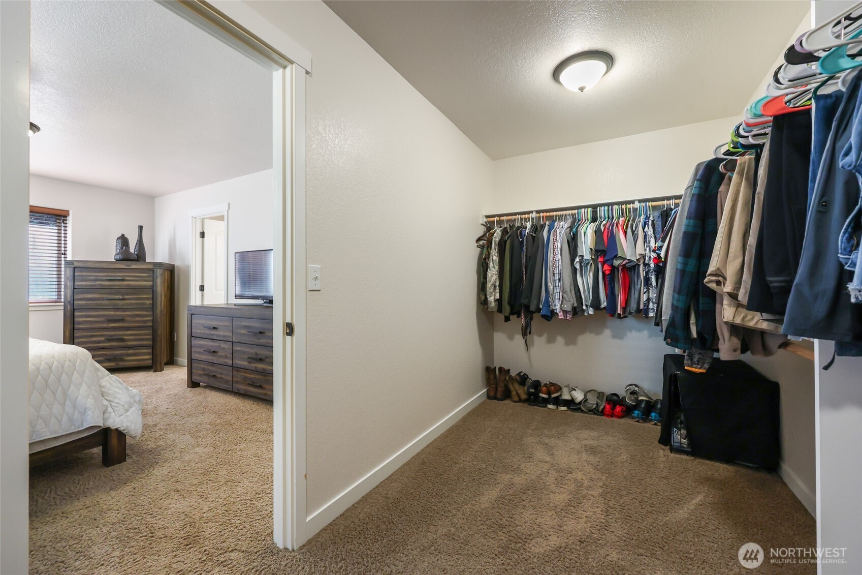 2433 55th Avenue SE, Olympia, WA 98501