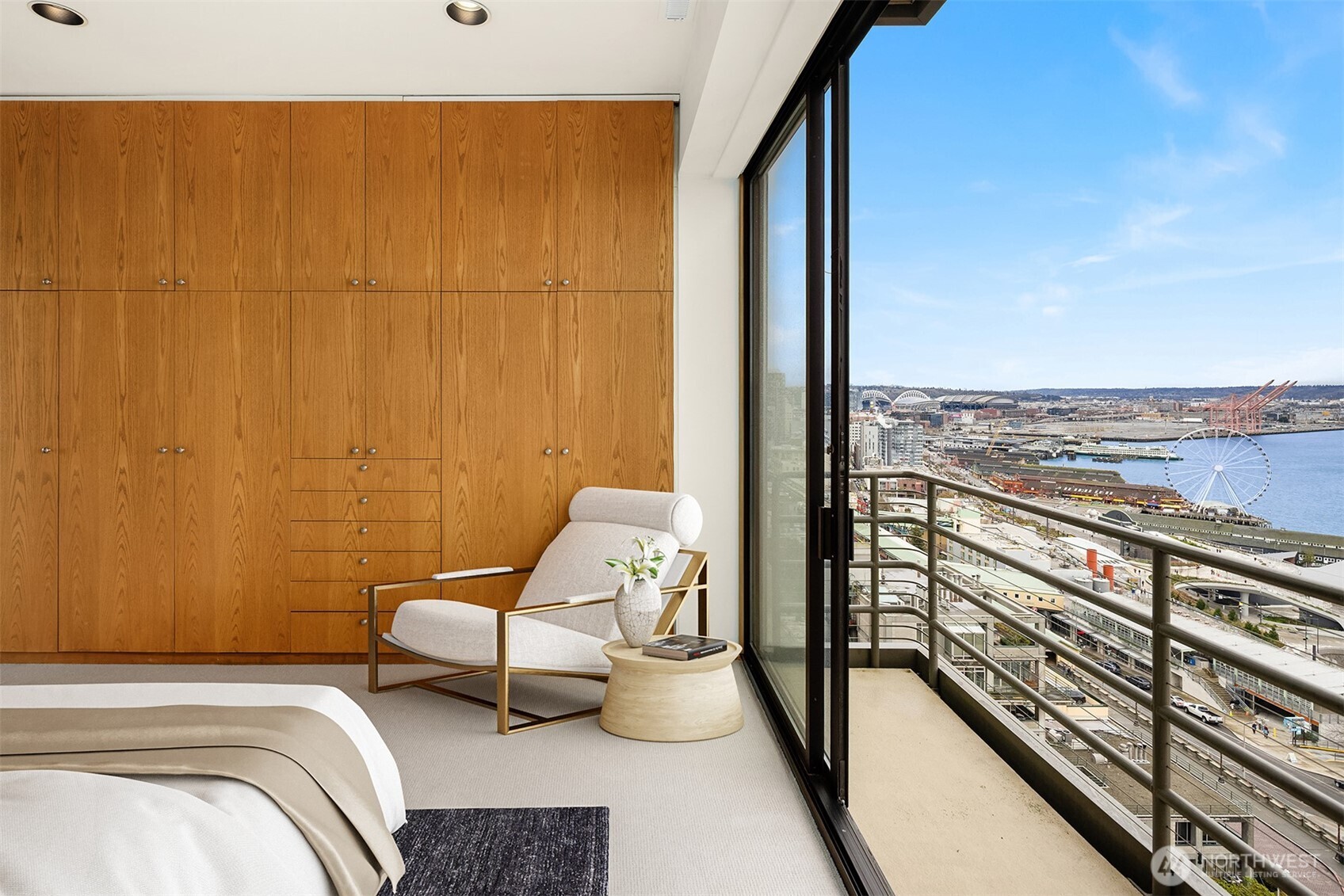 2021 1st Avenue #F20, Seattle, WA 98121