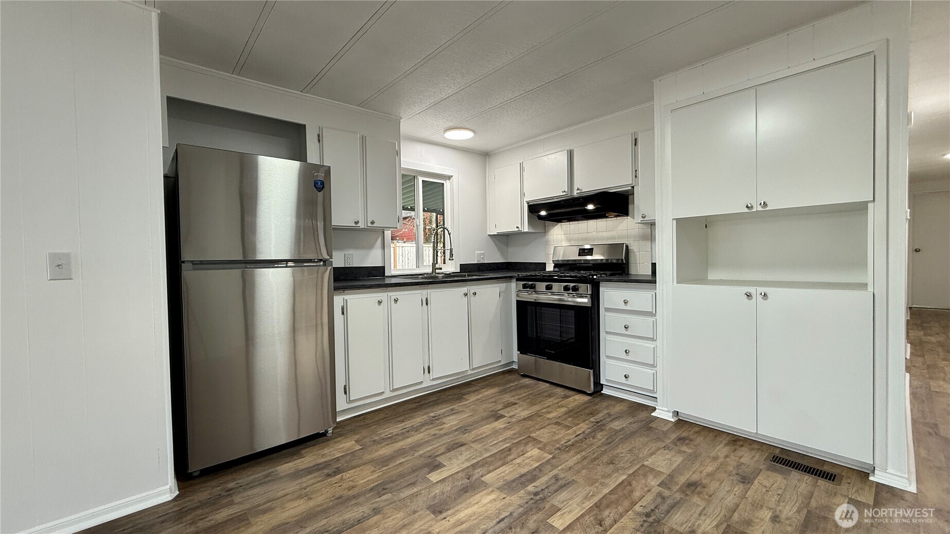 2725 E Fir Street #9, Mount Vernon, WA 98273