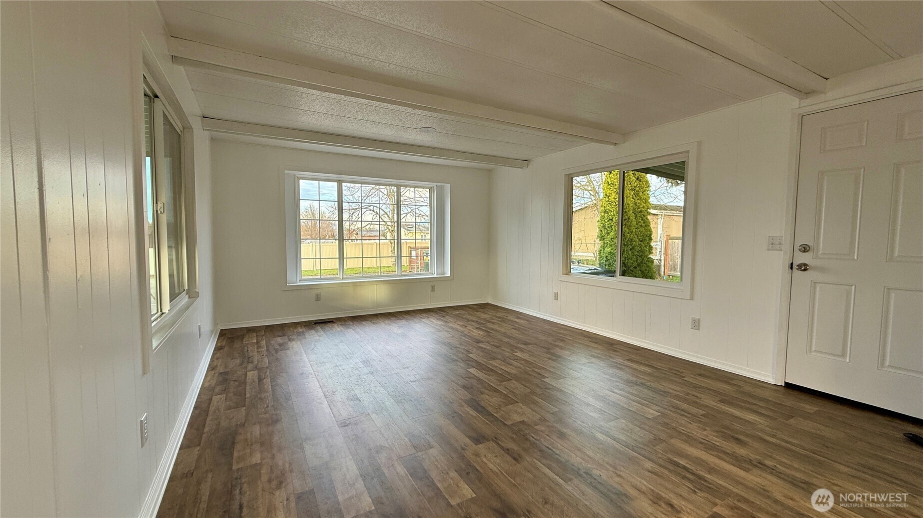 2725 E Fir Street #9, Mount Vernon, WA 98273