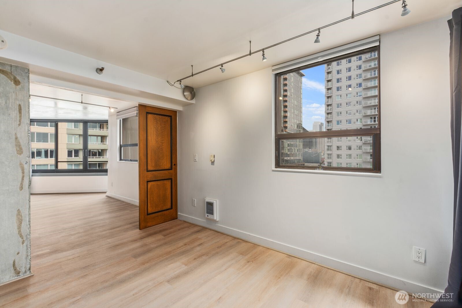 2621 2nd Avenue #1001, Seattle, WA 98121