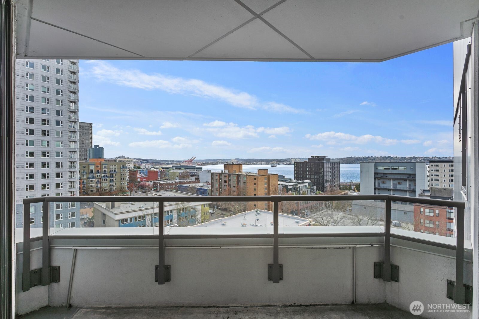 2621 2nd Avenue #1001, Seattle, WA 98121