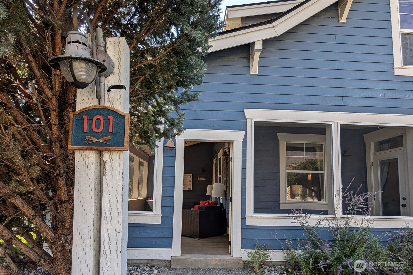 101 Flip Flop Lane , Oroville, WA 98844