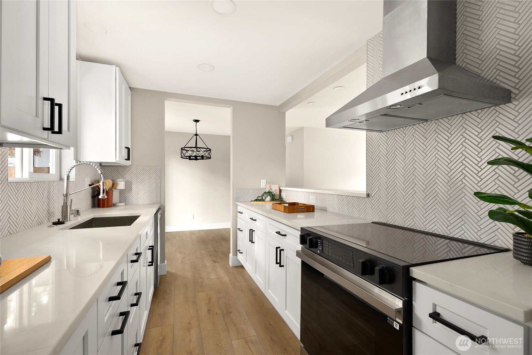 1402 N 136th Street , Seattle, WA 98133