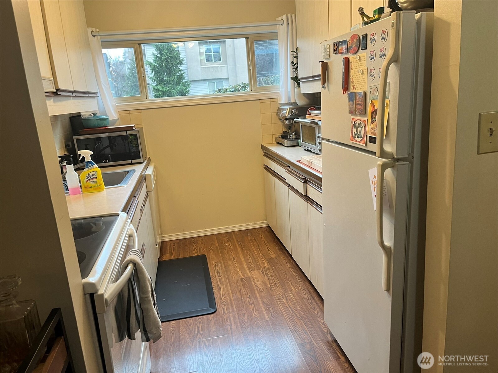 6519 4th Avenue NE, Seattle, WA 98115