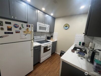 6519 4th Avenue NE, Seattle, WA 98115 - Photo 9