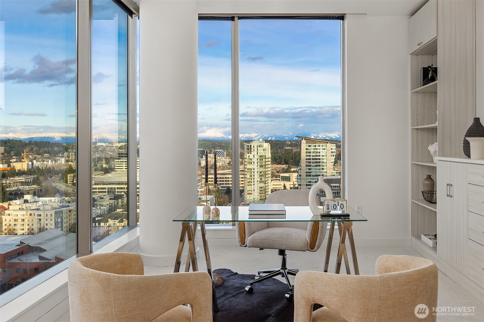 10650 NE 9th Place #2526, Bellevue, WA 98004