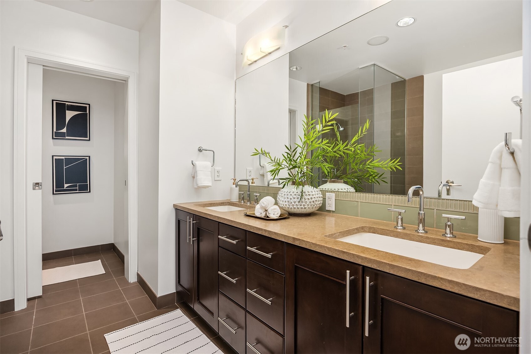 10650 NE 9th Place #2526, Bellevue, WA 98004