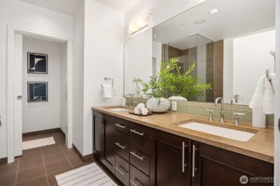 10650 NE 9th Place #2526, Bellevue, WA 98004 - Photo 16