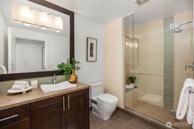 10650 NE 9th Place #2526, Bellevue, WA 98004 - Photo 23