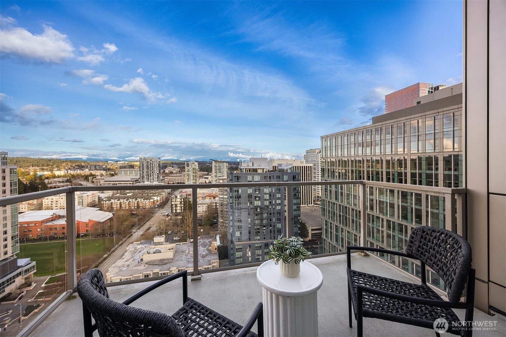 10650 NE 9th Place #2526, Bellevue, WA 98004