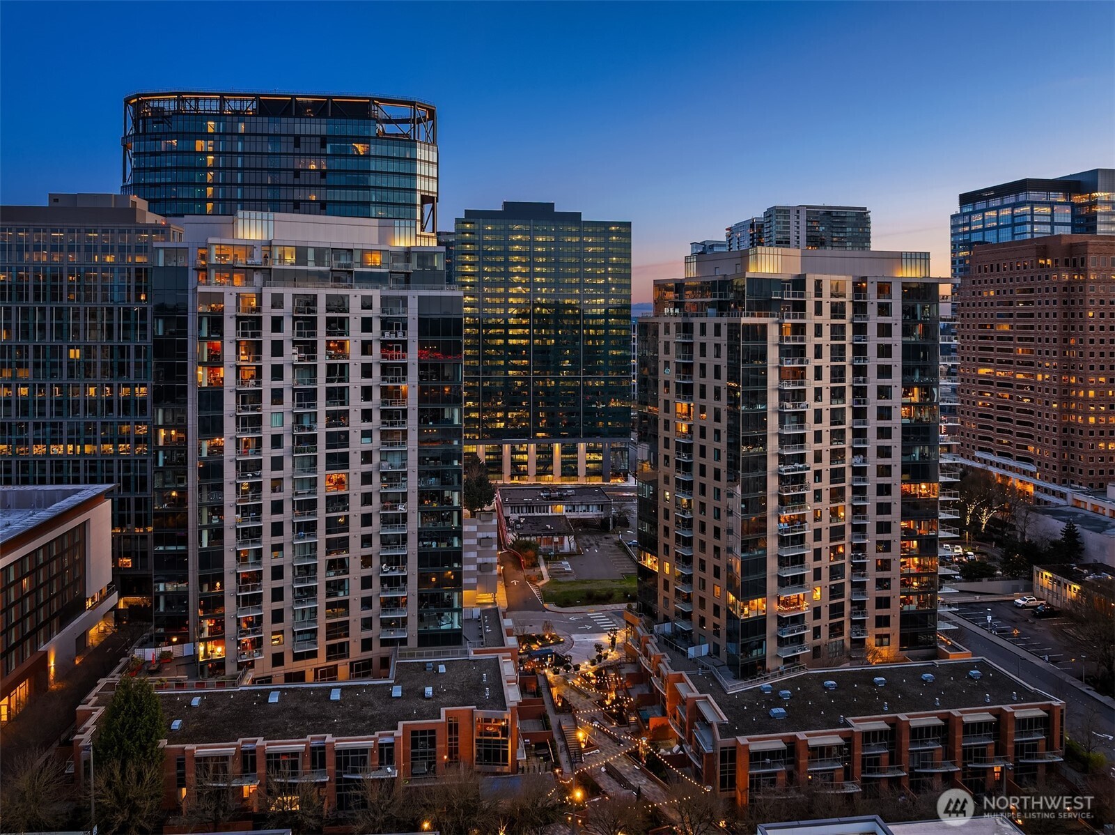 10650 NE 9th Place #2526, Bellevue, WA 98004