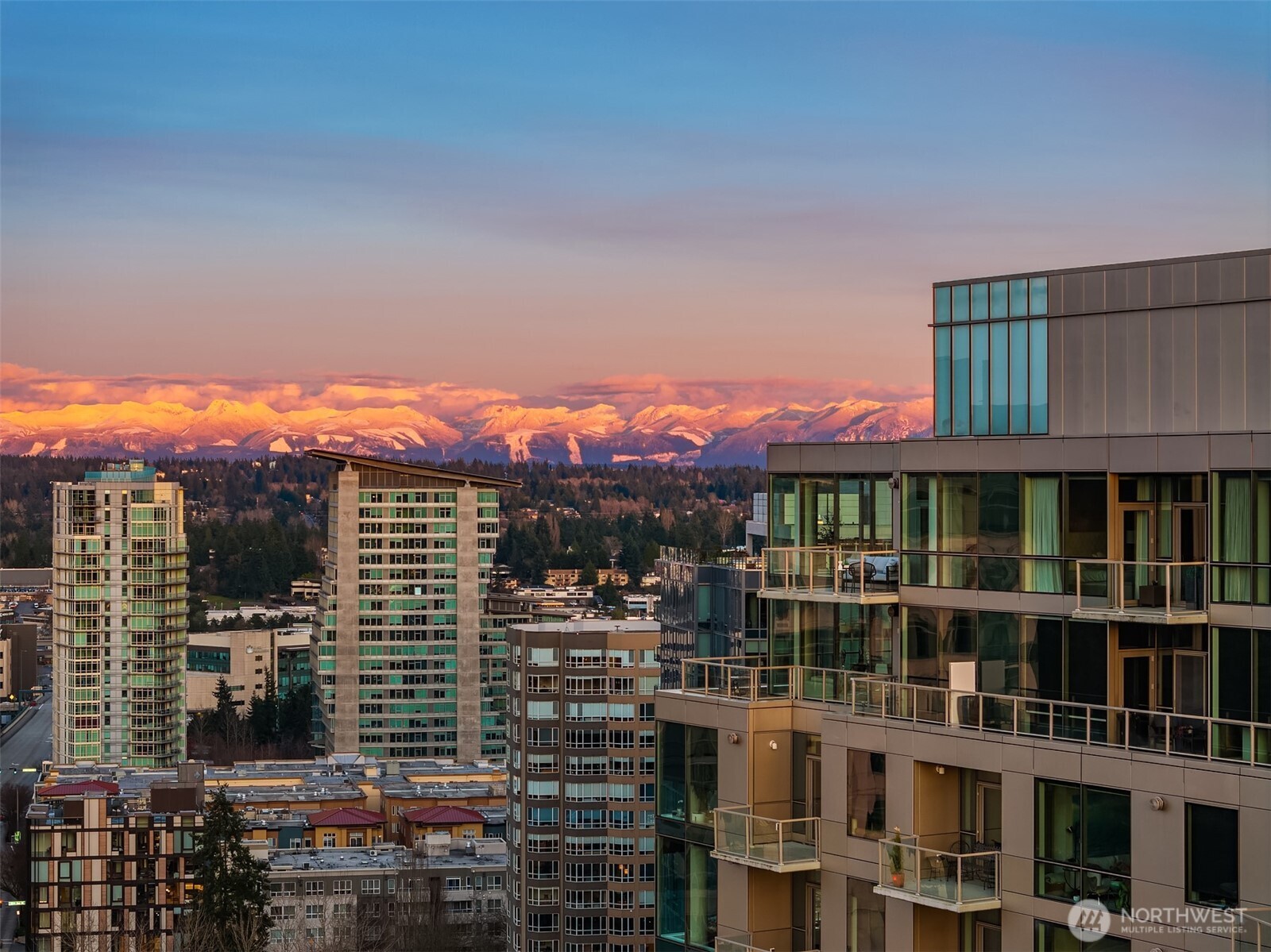 10650 NE 9th Place #2526, Bellevue, WA 98004