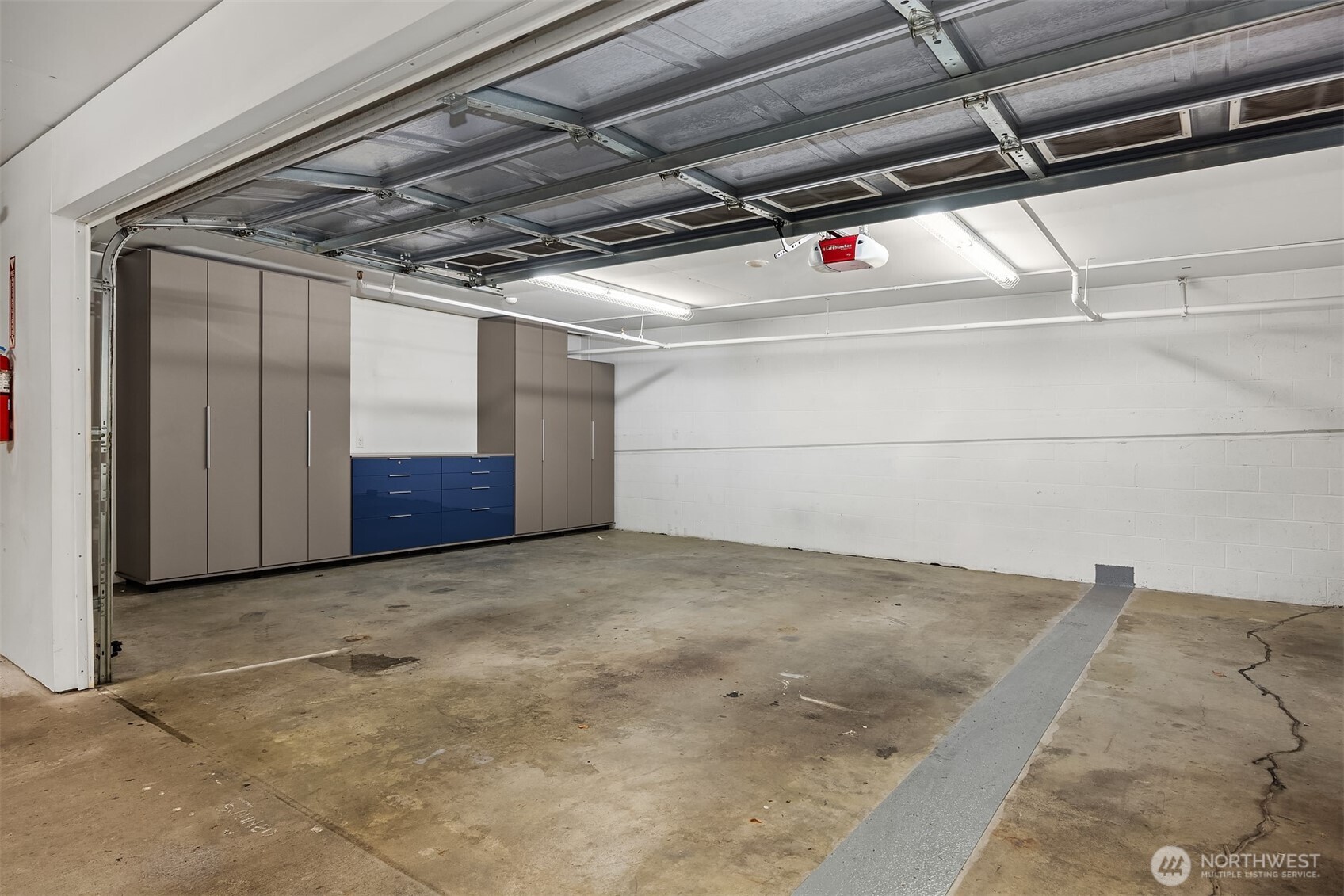 10650 NE 9th Place #2526, Bellevue, WA 98004