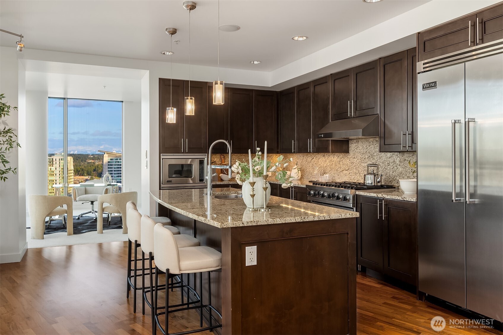 10650 NE 9th Place #2526, Bellevue, WA 98004