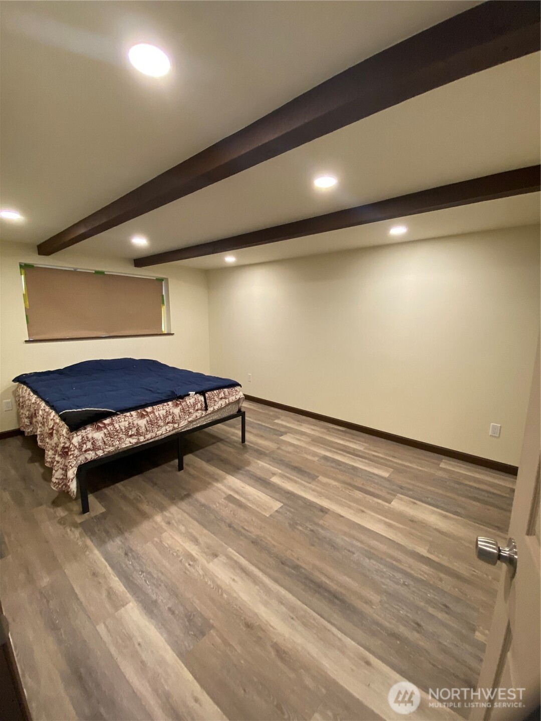 313 Sand Dune Avenue NW, Ocean Shores, WA 98569