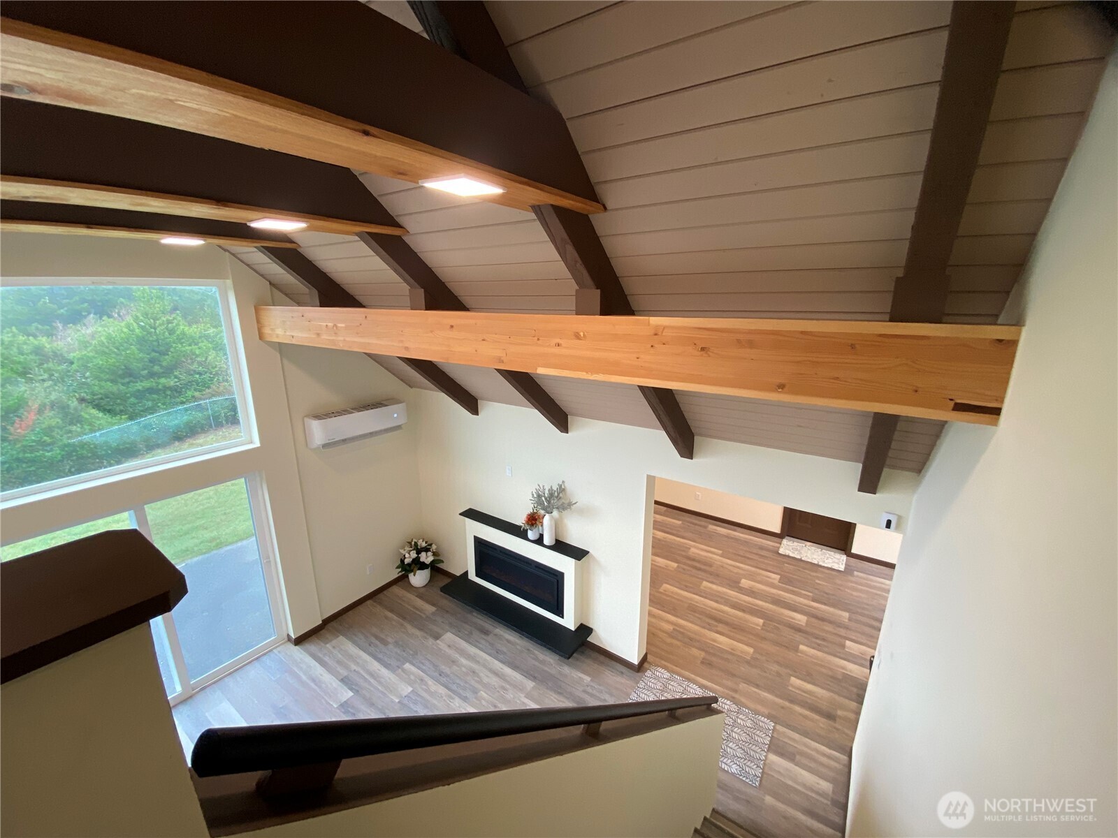 313 Sand Dune Avenue NW, Ocean Shores, WA 98569