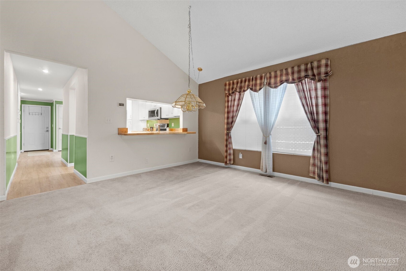 13715 SE 258th Place #45, Kent, WA 98042