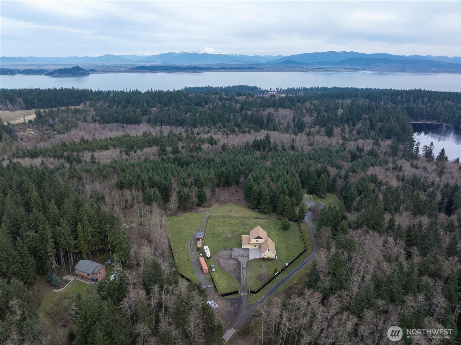 1419 Blackberry Lane , Oak Harbor, WA 98277