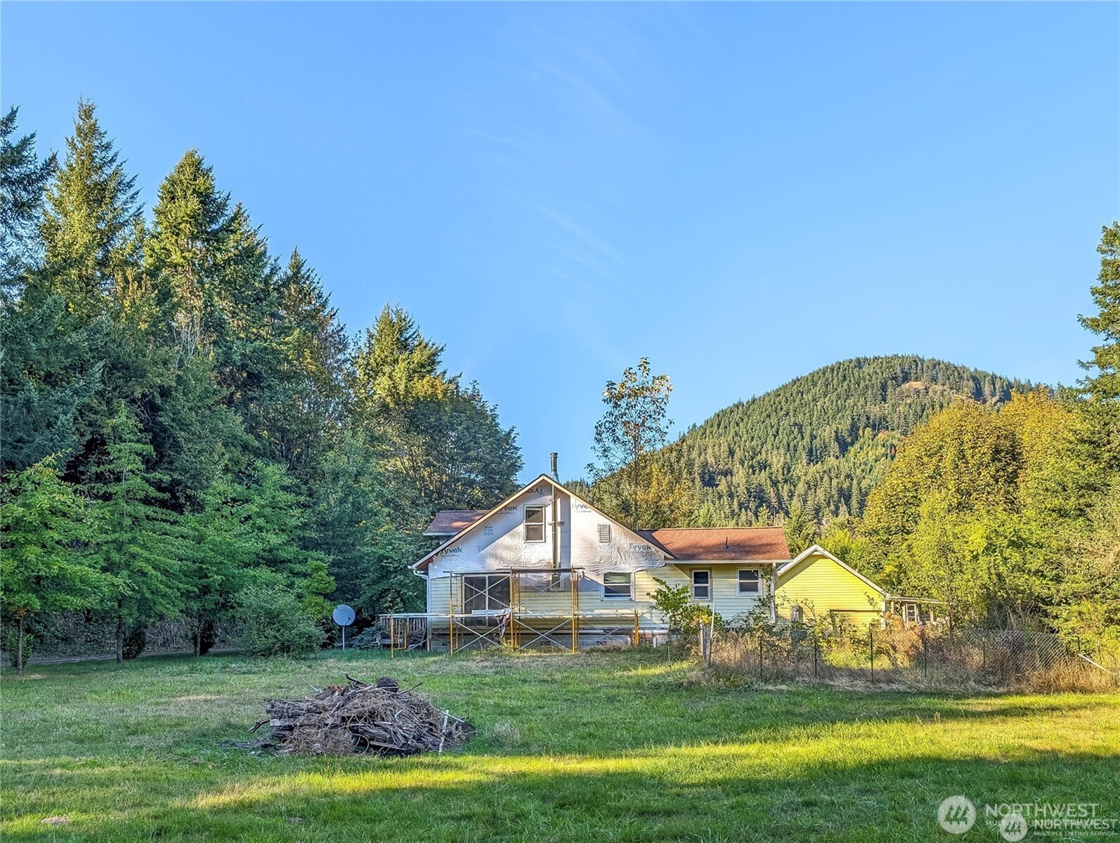 202 Kauer Road , Randle, WA 98377
