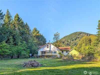 202 Kauer Road , Randle, WA 98377