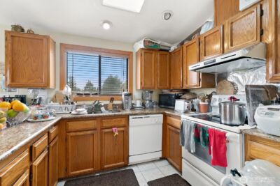 5233 33rd Avenue S, Seattle, WA 98118 - Photo 12