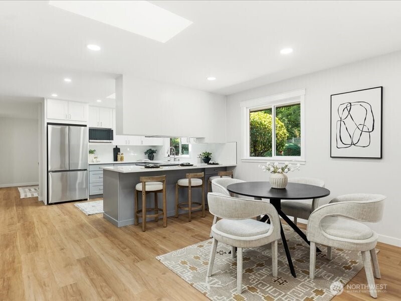 12404 SE 26th Place , Bellevue, WA 98005